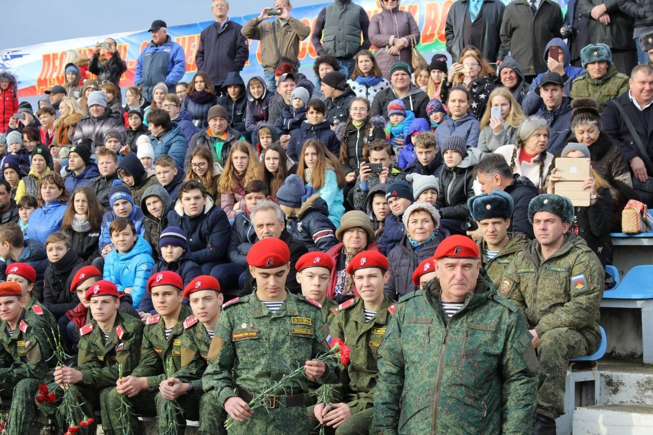 Фото торжественного открытия десантного батальона в Феодосии #5896