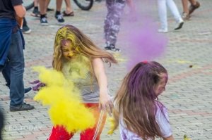 Фестиваль красок в Феодосии, май 2018 #11228