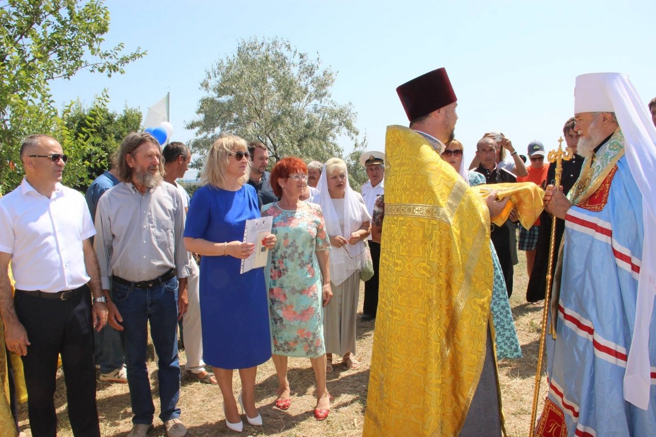 Фото освящения закладного камня по часовню в Феодосии #899