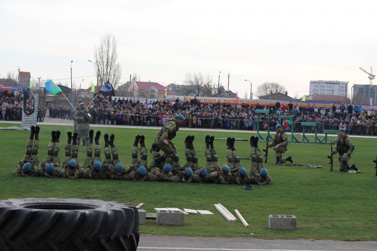 Фото торжественного открытия десантного батальона в Феодосии #5945