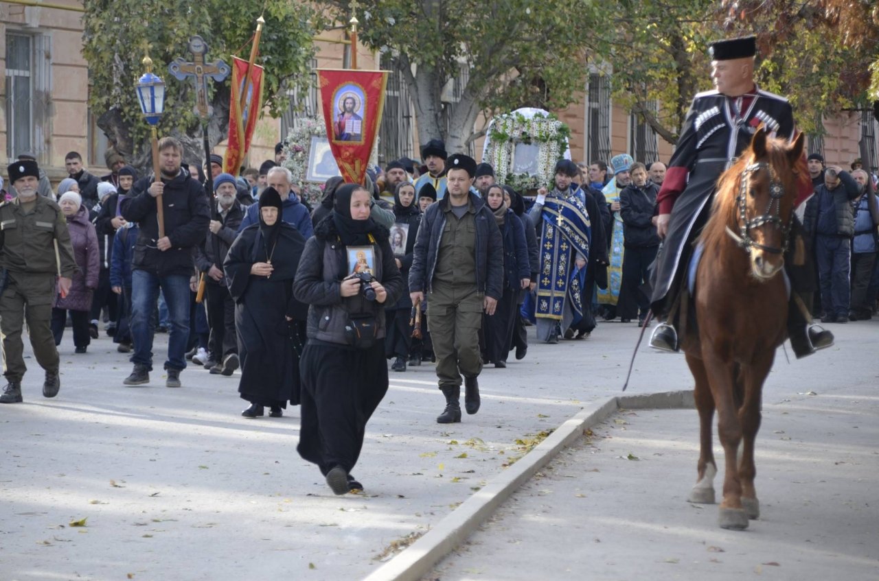 Фото крестного хода с иконой Казанской Божьей Матери в Феодосии #5587