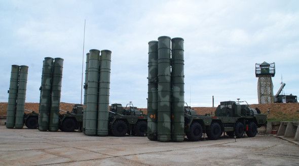 Дивизион С-400 отработал электронные пуски ракет на «Авиадартсе» в Феодосии
