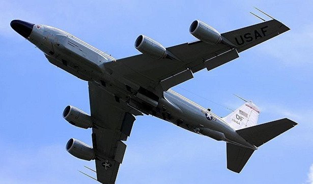 Разведка с неба: самолет ВМС США пролетел в 36 км от Севастополя