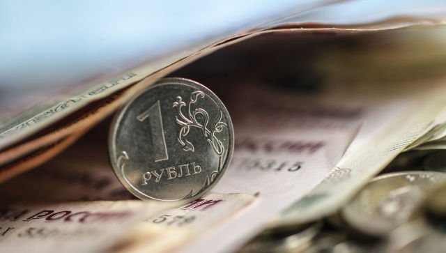 Троих крымчан будут судить за подпольный обмен валюты