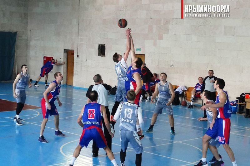 Студенты КФУ победили севастопольцев в матче лидеров мужского баскетбольного чемпионата Крыма