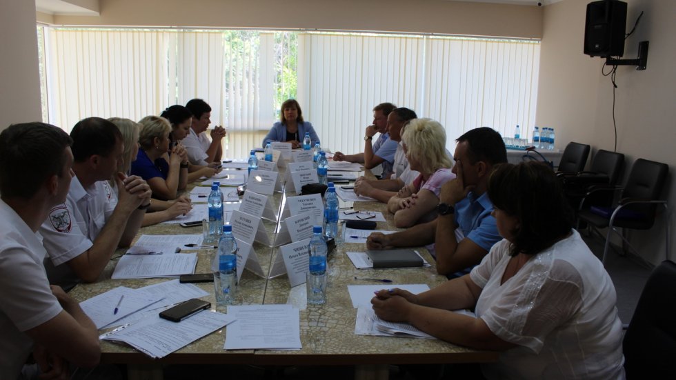 Алла Пашкунова провела выездное заседание межведомственной комиссии по организации отдыха, оздоровления и занятости детей