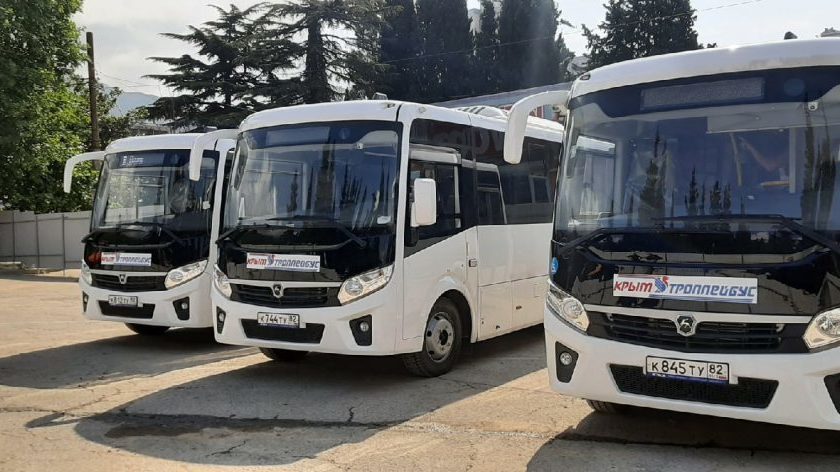 Новые автобусы вышли на крымские маршруты