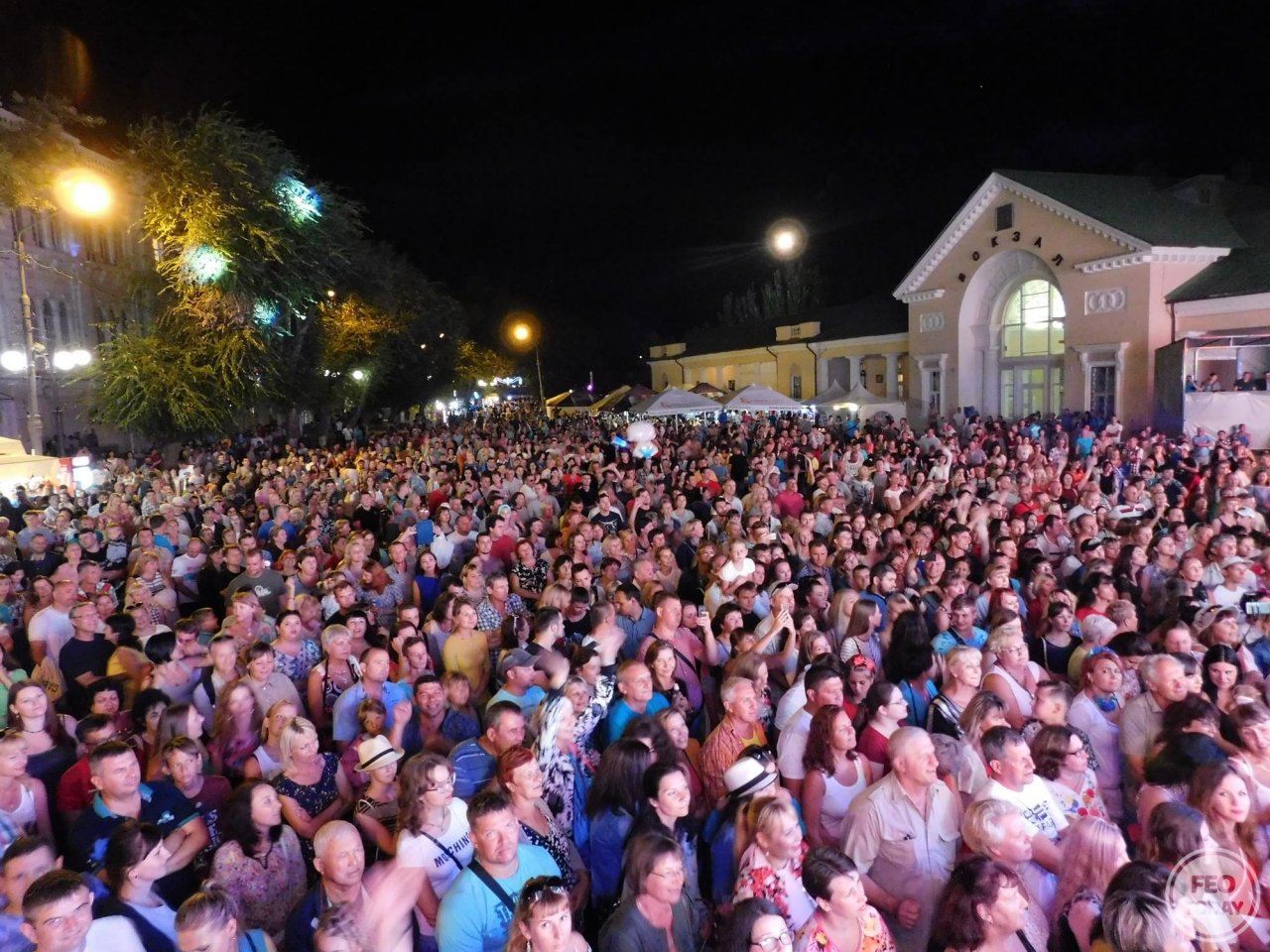 Фото концерта на День города 2017 и юбилей Айвазовского в Феодосии #2306