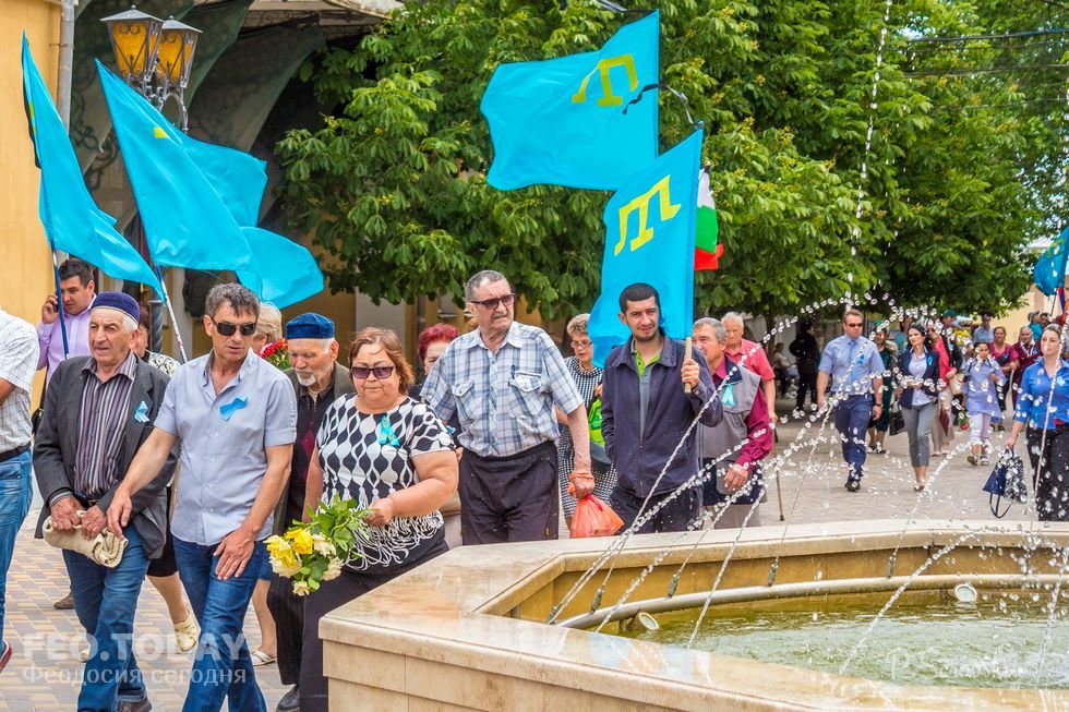 В Феодосии почтили память жертв депортации крымских татар #10865