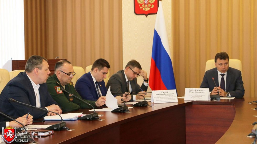 Игорь Михайличенко провел заседание по вопросам духовно-нравственного и патриотического воспитания и допризывной подготовки граждан