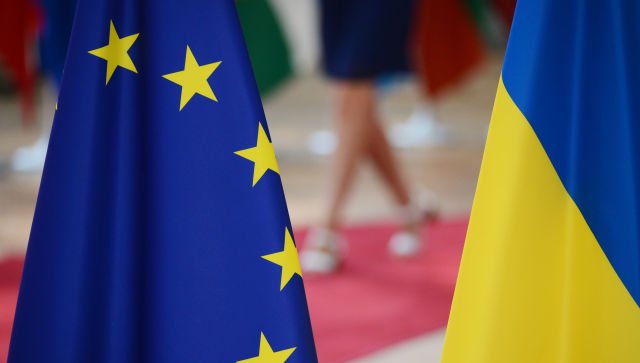 Сколько украинцев поддерживают вступление в ЕС и НАТО – опрос