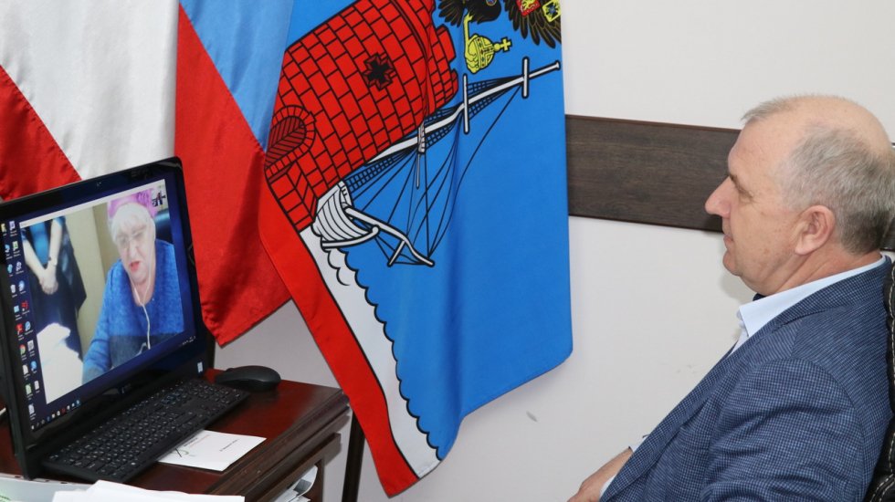 Глава администрации города Феодосии Сергей Бовтуненко провел видеоприем граждан села Насыпное