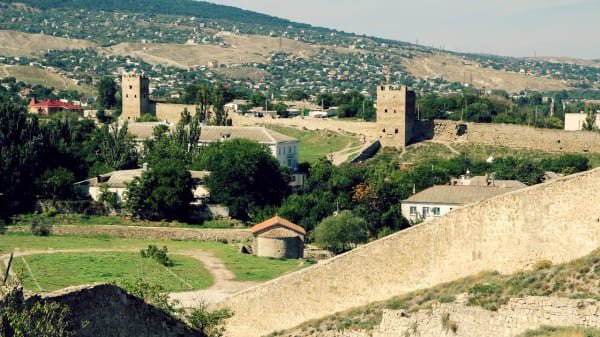 В Феодосии планируют развивать экскурсию по Старому городу