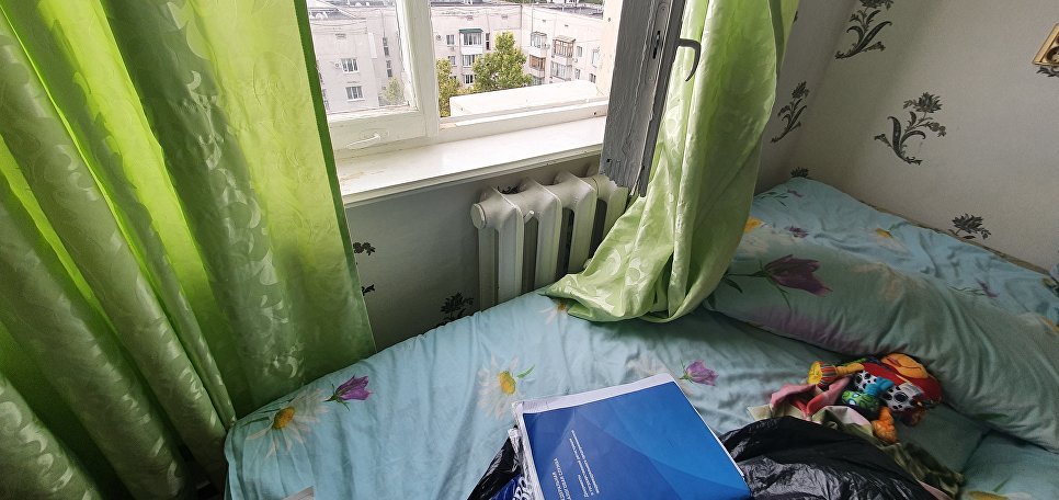 В Севастополе 10-месячный малыш разбился насмерть, выпав из окна 9 этажа
