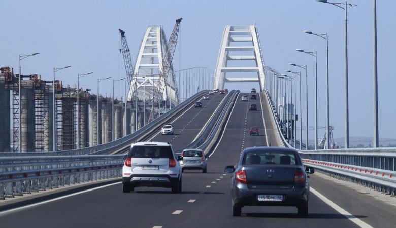 Крымский мост покрыли хорошей связью и скоростным интернетом
