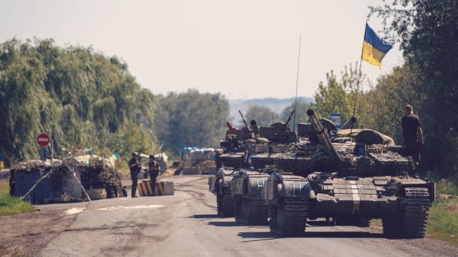 В ДНР заявили, что Киев стягивает силы на мариупольском направлении