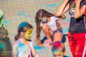 Фестиваль красок в Феодосии, май 2018 #11175