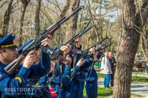 Митинг в День освобождения Феодосии от фашистских захватчиков #8275