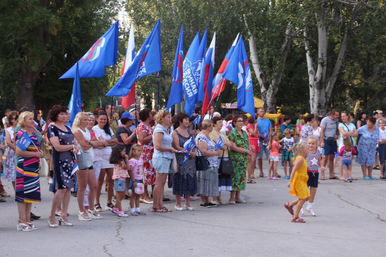 Фото празднования Дня флага России в Феодосии #2897
