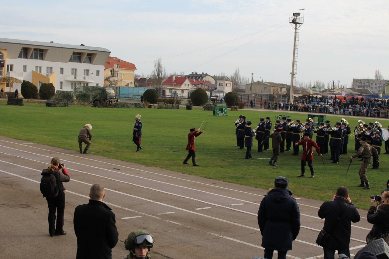 Фото торжественного открытия десантного батальона в Феодосии #5891