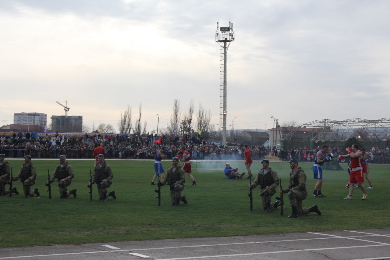 Фото торжественного открытия десантного батальона в Феодосии #5939