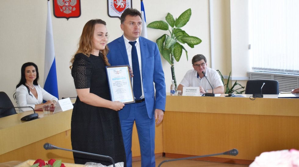 Игорь Михайличенко поздравил работников торговли с профессиональным праздником