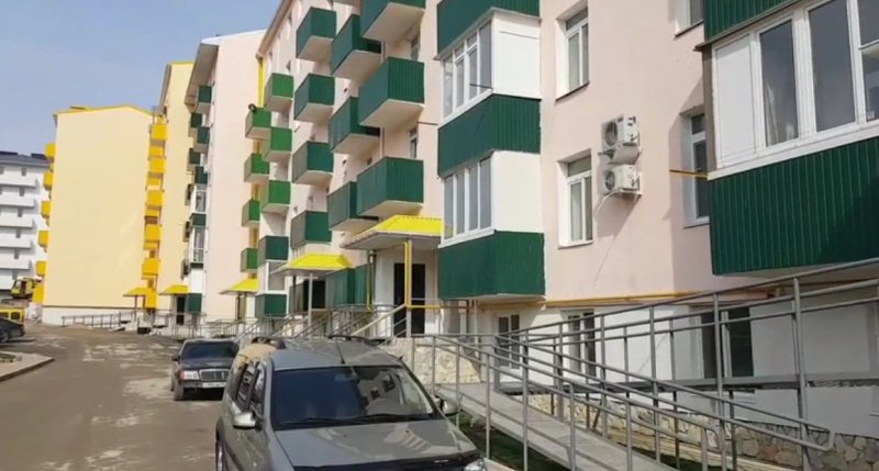 Переселение крымчан из аварийного жилья: как решается вопрос