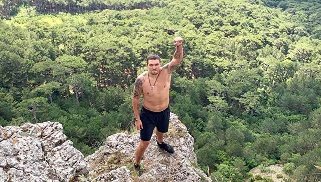 Украинский боксер провел тренировку на Ай-Петри перед боем в супетряжелом весе
