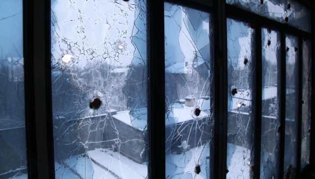 Украинские силовики обстреляли жилые дома в Донбассе