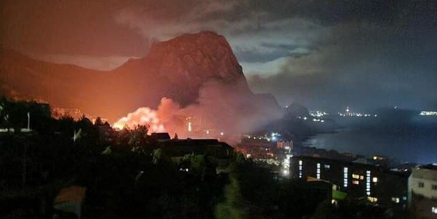 Пожар в крымском поселке Новый Свет: что известно