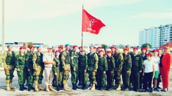 В Феодосии прошла церемония посвящения учащихся в ряды военно-патриотического движения «ЮНАРМИЯ»