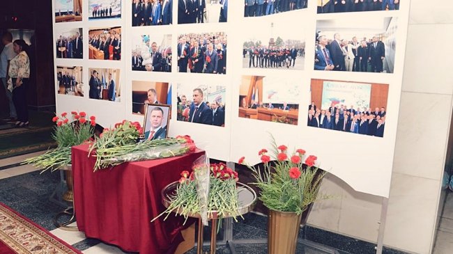 В Крыму почтили память Александра Захарченко