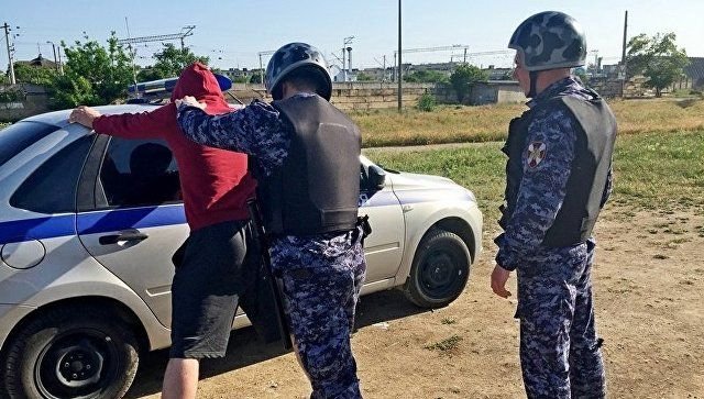 Конфликт в многоэтажке: крымчанин во время ссоры подстрелил знакомого