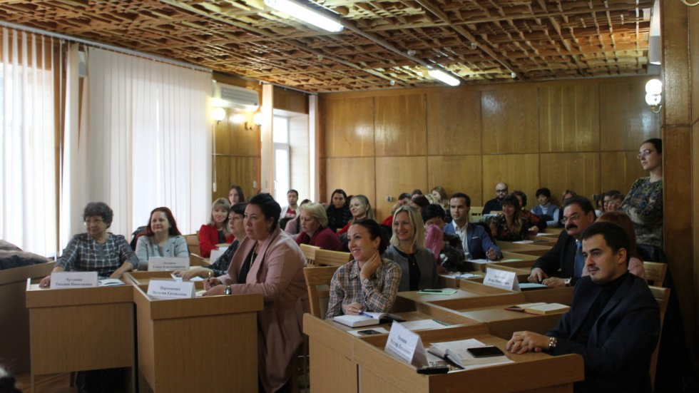В Минкурортов состоялся круглый стол с представителями ведущих профильных вузов Республики Крым