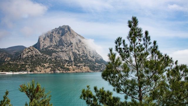 На горе Сокол в Крыму потерялись два туриста