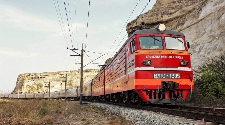 Поезда из Севастополя и Симферополя отправятся на материк уже сегодня