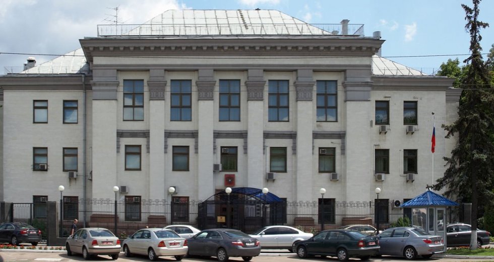 Посольство РФ призвало Вашингтон «обуздать подопечных» на Украине
