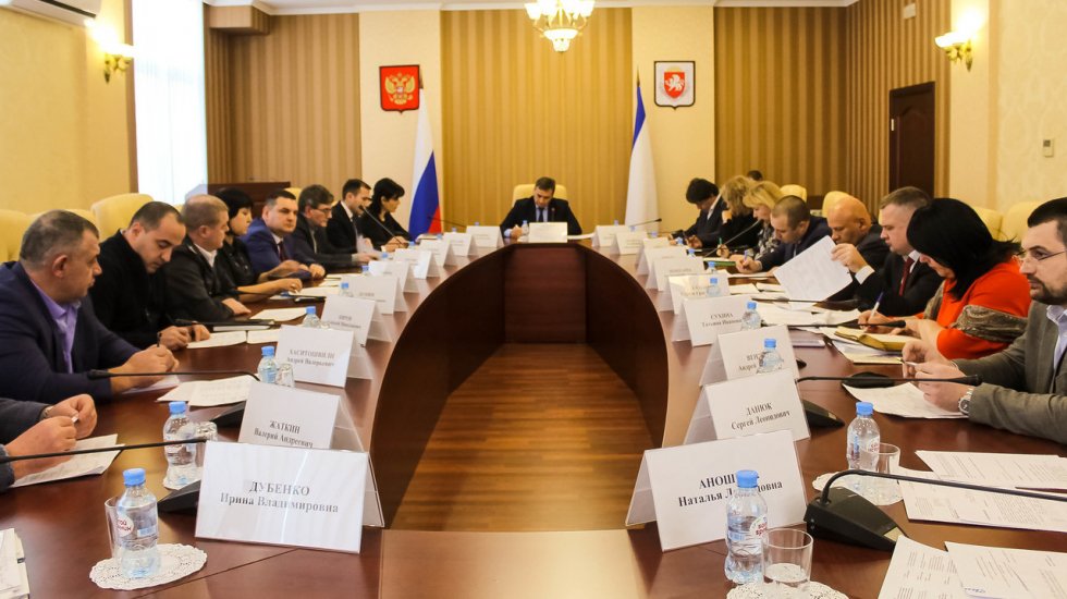 Андрей Рюмшин провел совещание по вопросам поставки сельхозпродукции в бюджетные учреждения республики