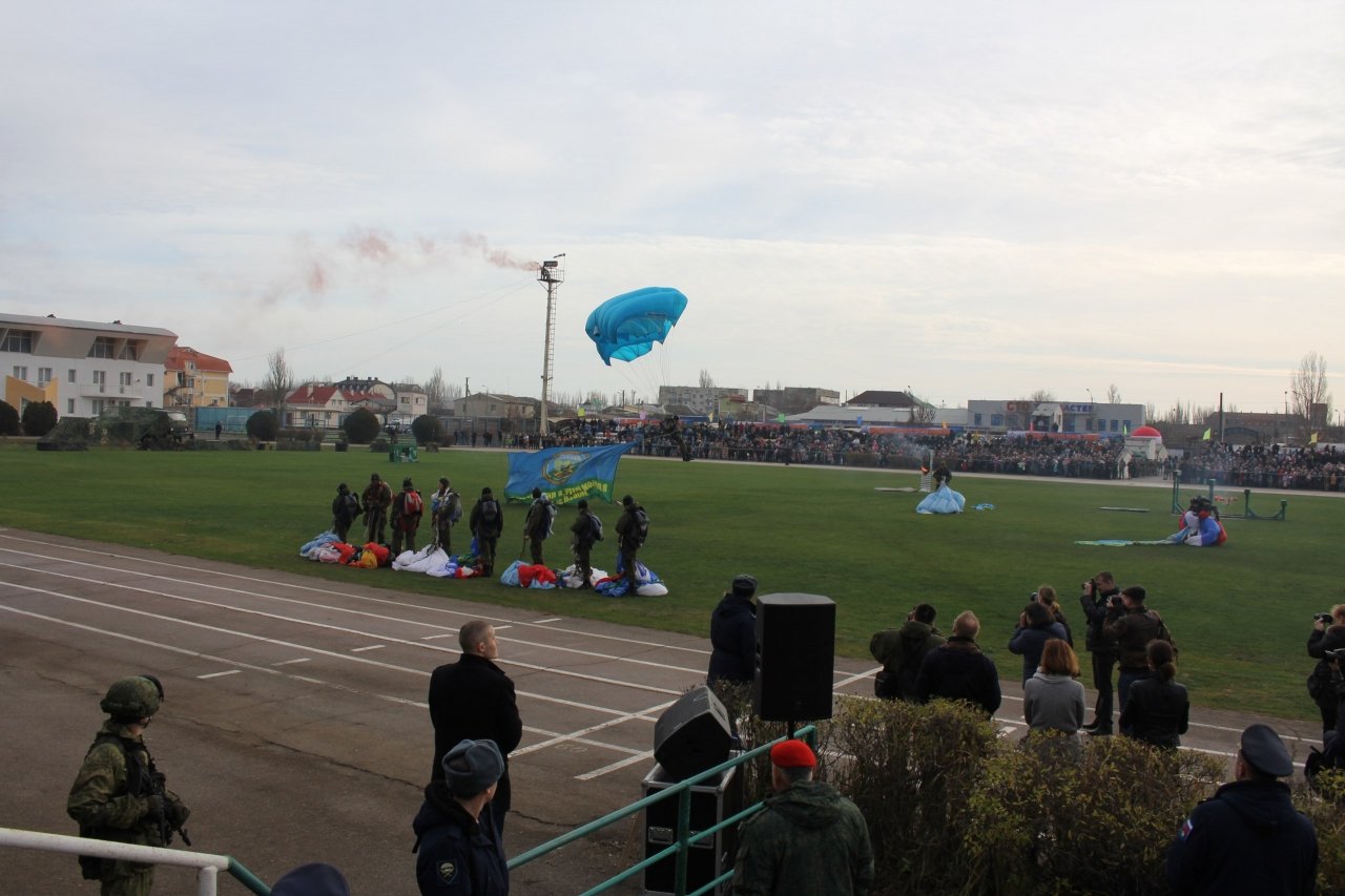 Фото торжественного открытия десантного батальона в Феодосии #5925