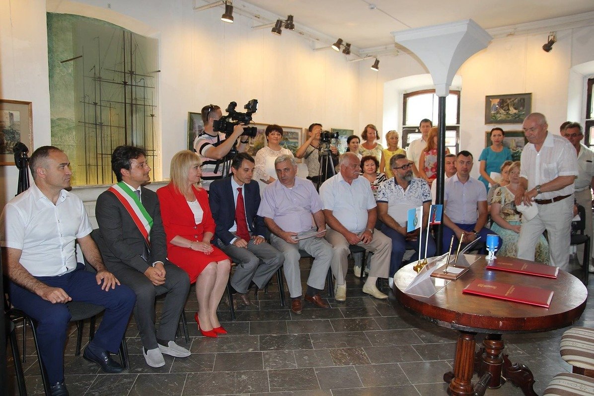 Фото итальянской делегации в Феодосии #190