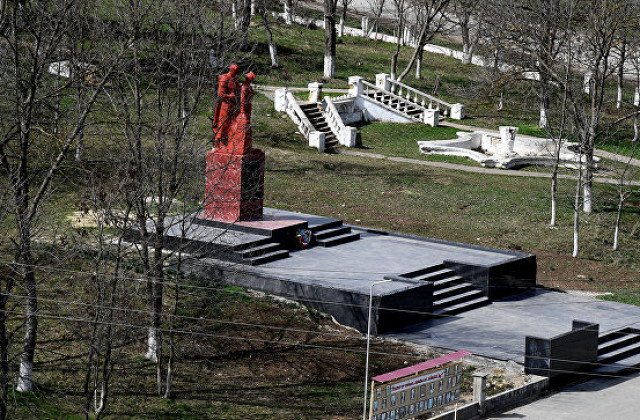 В Симферополе благоустроят памятники времен войны за 10 млн рублей