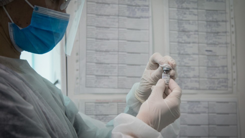 Более 60 процентов жителей крымской столицы прошли вакцинацию от COVID-19