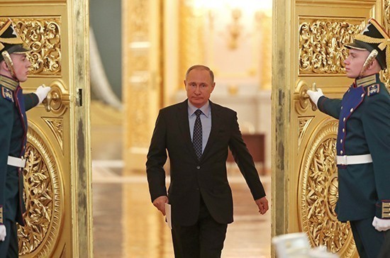 Госсовет станет антикризисным центром власти в России