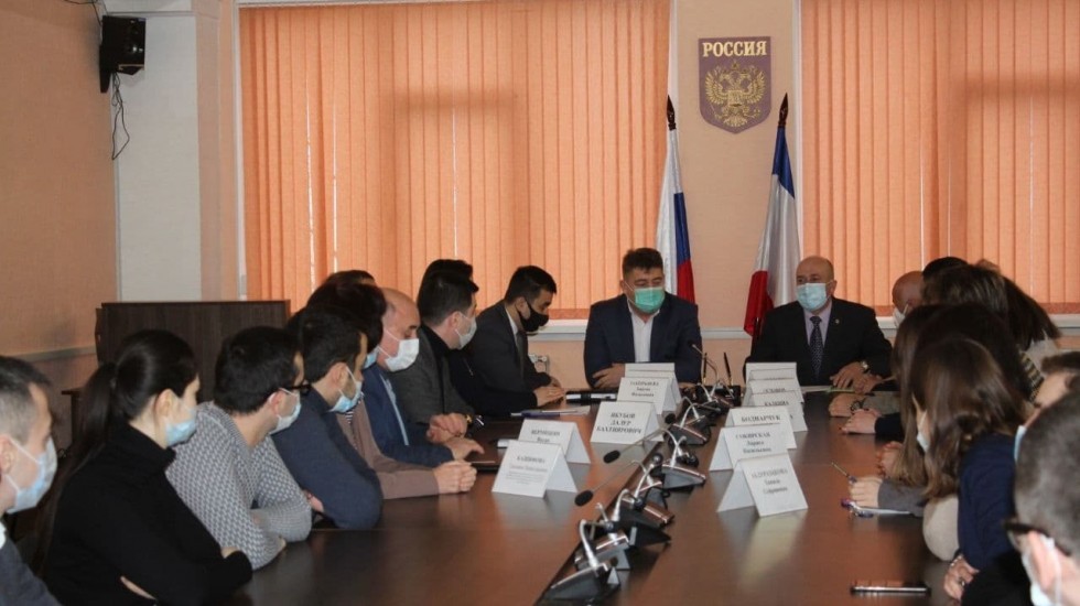 Михаил Назаров представил нового главу Государственного комитета по делам межнациональных отношений Республики Крым