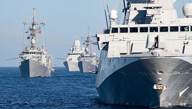 В Черное море вошли три корабля НАТО