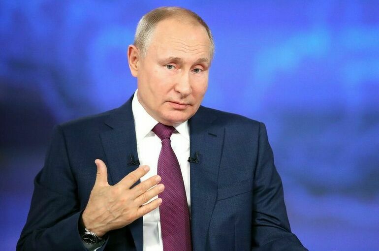 Выступление Путина на ПМЭФ отложено из-за кибератак