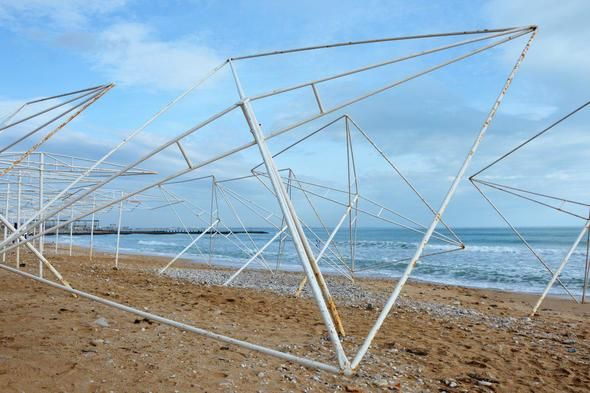 Феодосийские власти начали расторжение договоров с семью пользователями пляжей