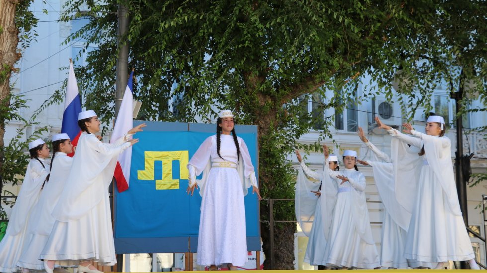 День крымскотатарского флага #15056