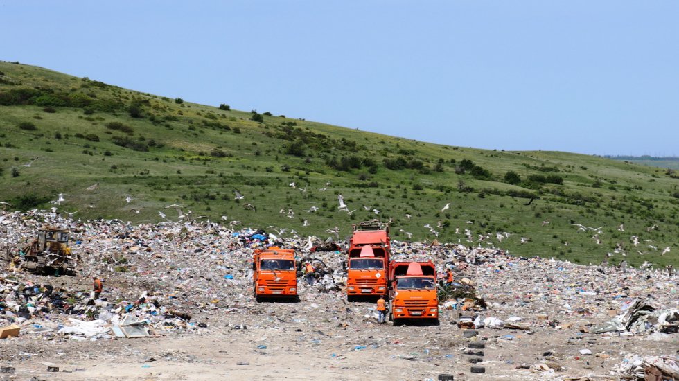 Для обеспечения чистоты в городском округе Феодосия будет установлено дополнительно 387 мусорных контейнеров