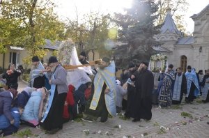 Фото крестного хода с иконой Казанской Божьей Матери в Феодосии #5590